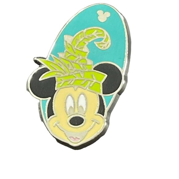 Disney Mickey Mouse Trading Pin Surfboard Jewelry Badge Lapel Pin Accessories - Picture 1 of 10